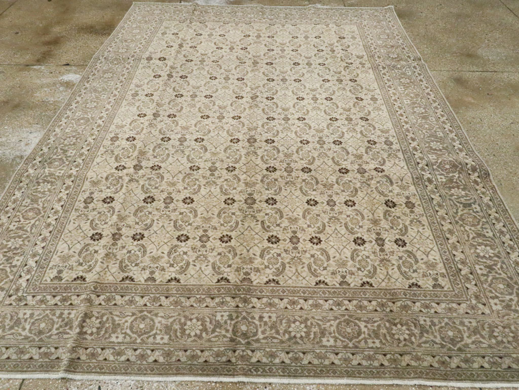 Antique Persian Tabriz Carpet, No.22790 - Galerie Shabab