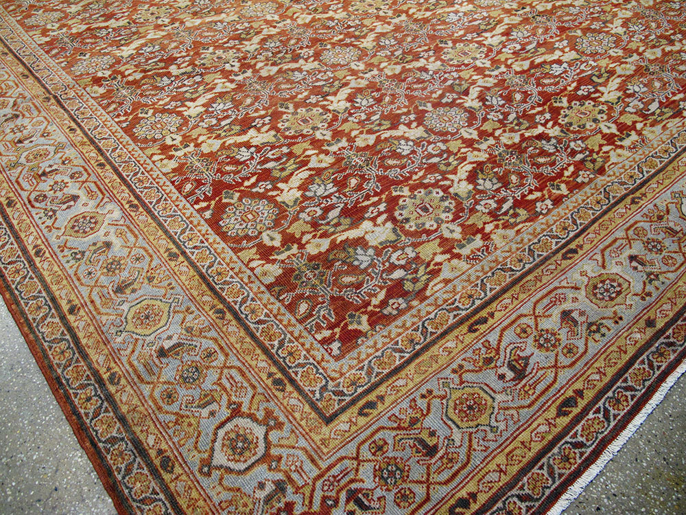 Antiuqe Persian Mahal Carpet, No.22794 - Galerie Shabab