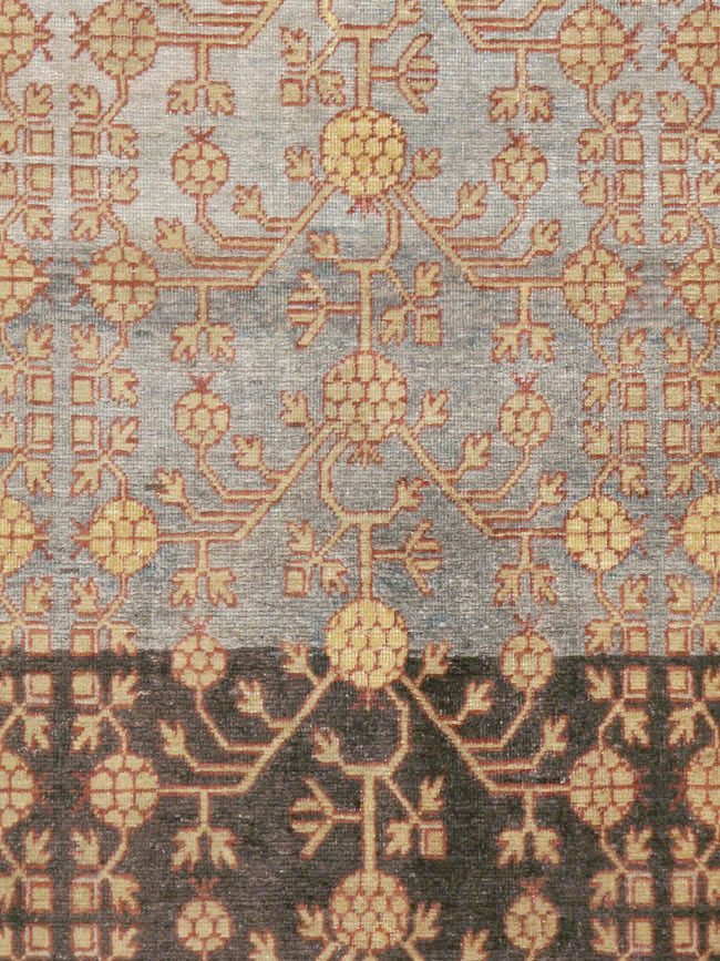 Vintage East Turkestan Khotan Rug, No.22798 - Galerie Shabab