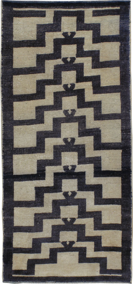 Vintage Tulu Rug, No.22815 - Galerie Shabab