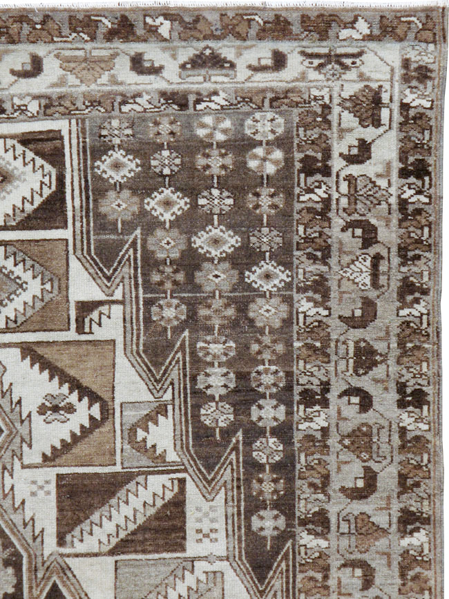 Antique Persian Malayer Rug, No.22831 - Galerie Shabab