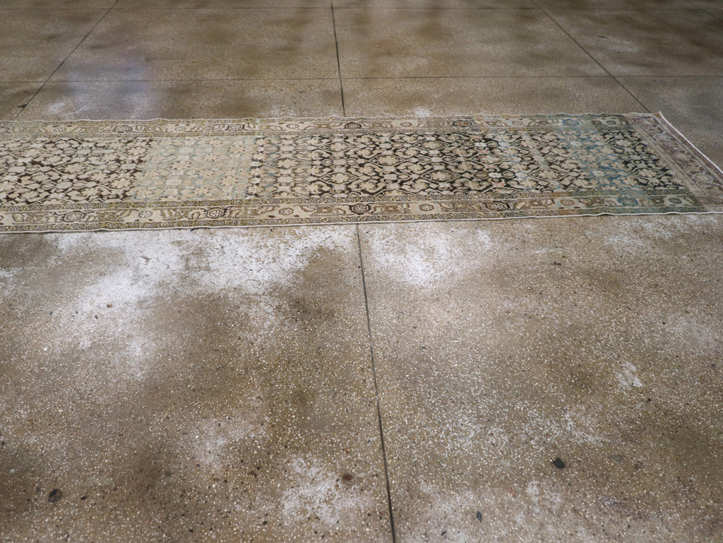 Vintage Persian Malayer Runner, No.22834 - Galerie Shabab