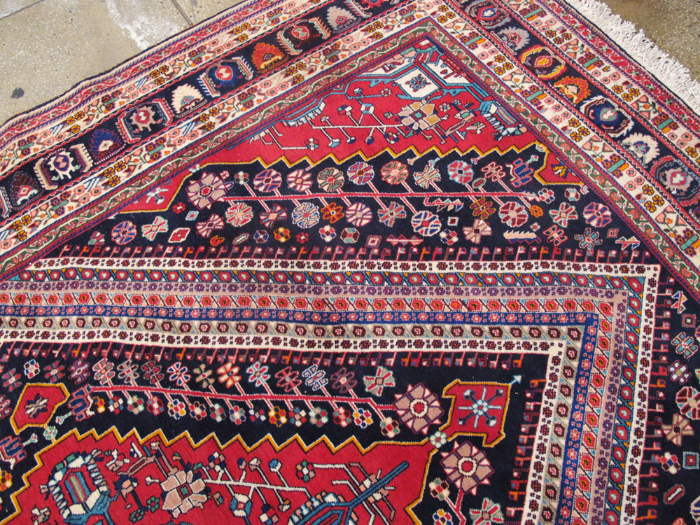 Vintage Persian Afshar Carpet, No.22844 - Galerie Shabab