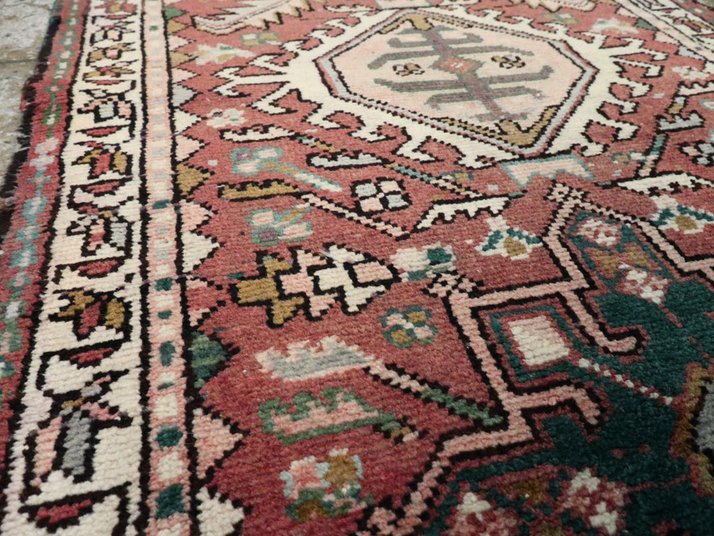 Vintage Persian Karajeh Runner, No.22848 - Galerie Shabab