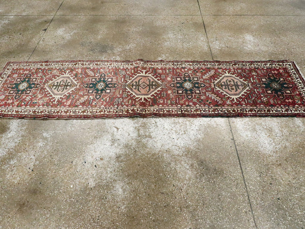 Vintage Persian Karajeh Runner, No.22848 - Galerie Shabab