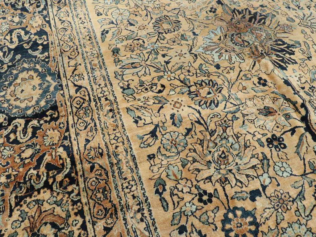 Antique Persian Lavar Kerman Carpet, No.22849 - Galerie Shabab