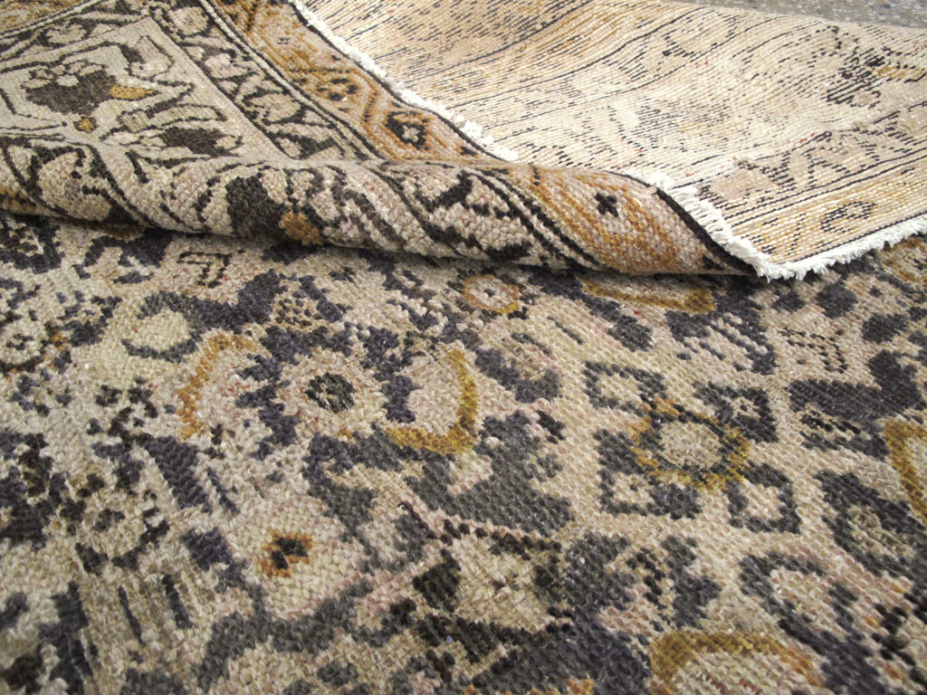 Antique Persian Malayer Gallery Carpet, No.22857 - Galerie Shabab