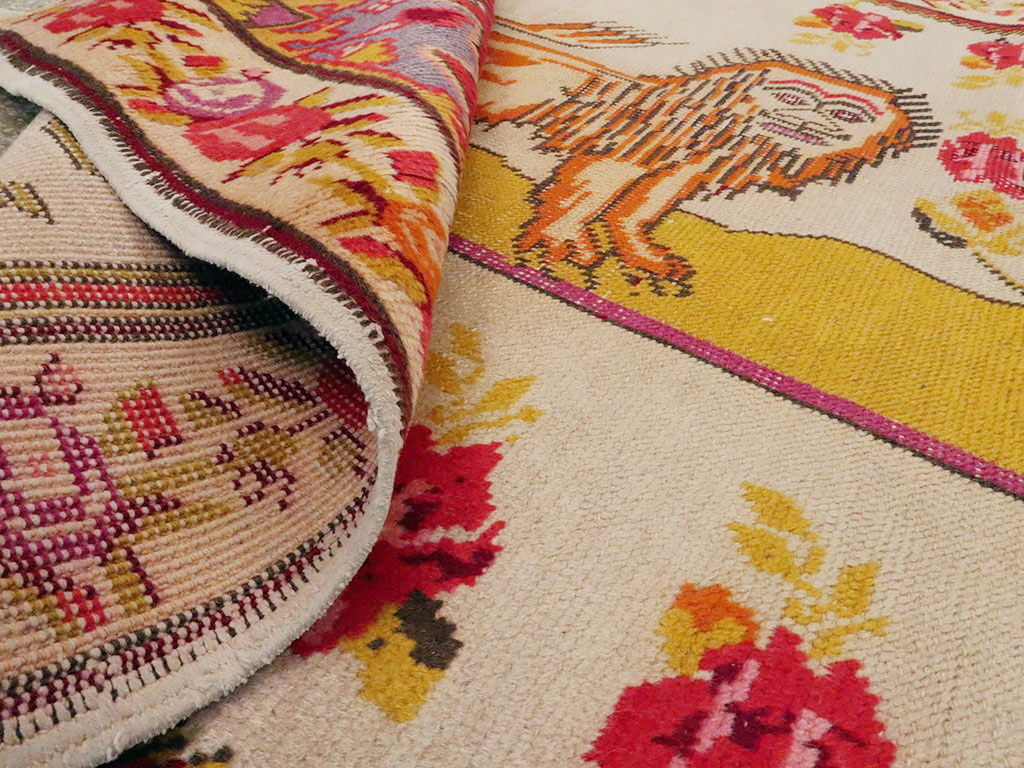 Antique Turkish Sivas Pictorial Rug, No.22859 - Galerie Shabab