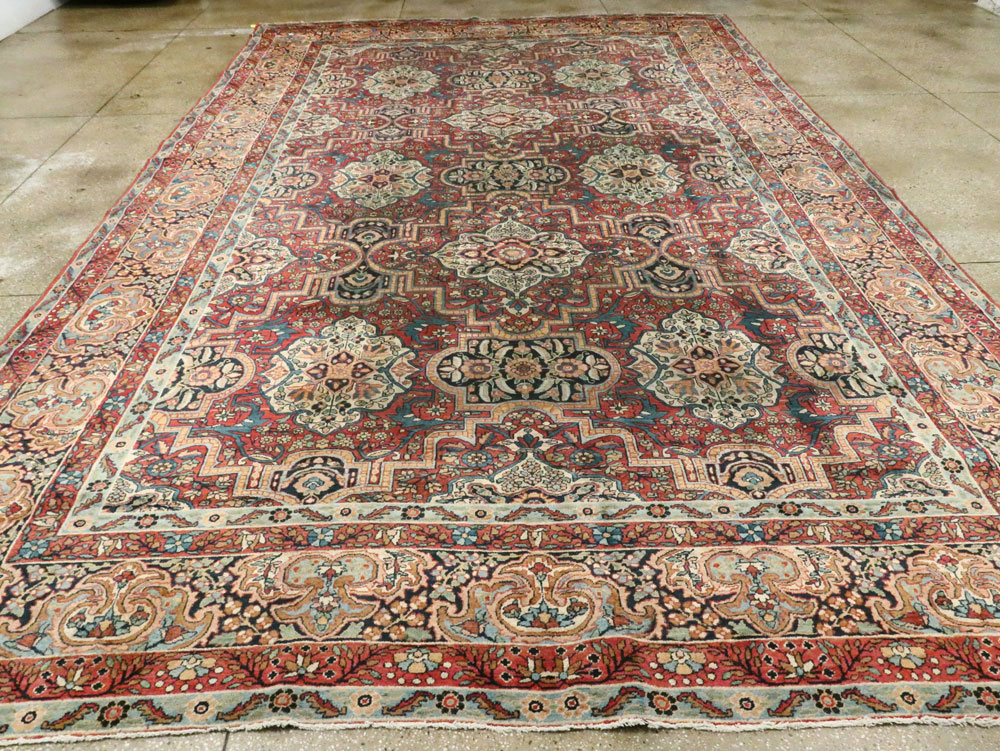 Antique Persian Lavar Kerman Carpet, No.22867 - Galerie Shabab