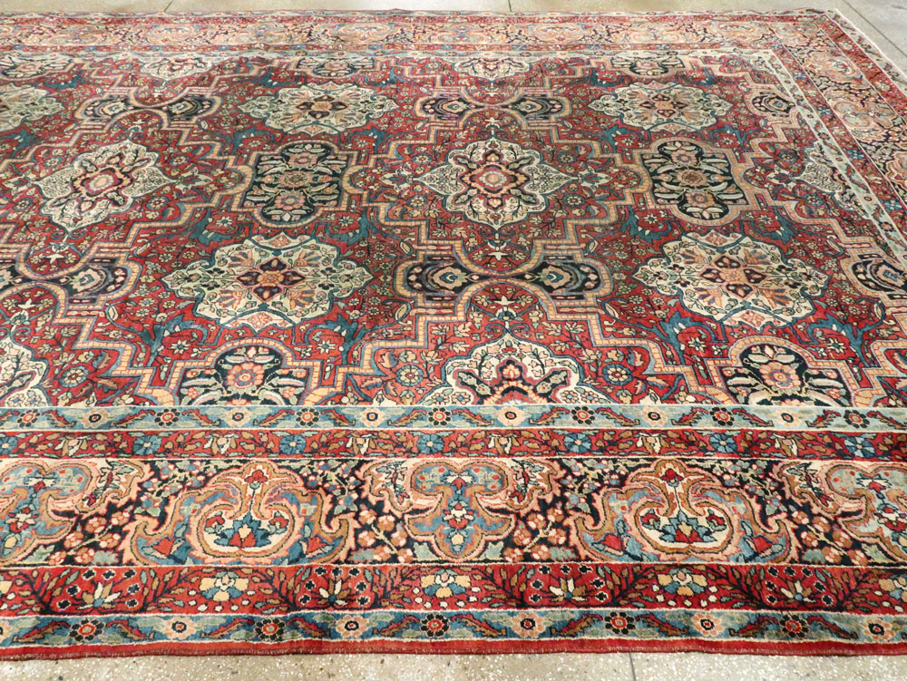 Antique Persian Lavar Kerman Carpet, No.22867 - Galerie Shabab