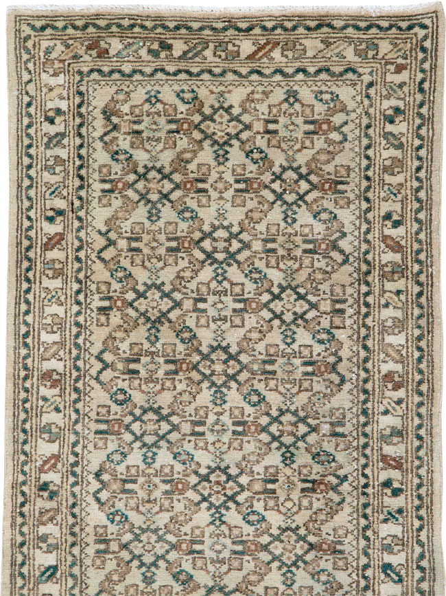 Vintage Persian Malayer Runner, No.22875 - Galerie Shabab
