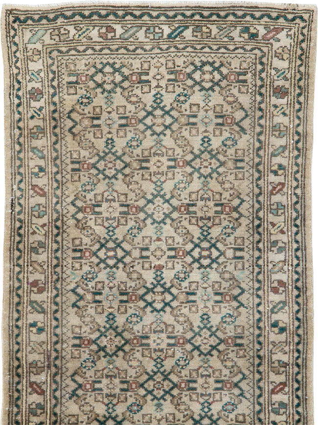 Vintage Persian Malayer Runner, No.22875 - Galerie Shabab