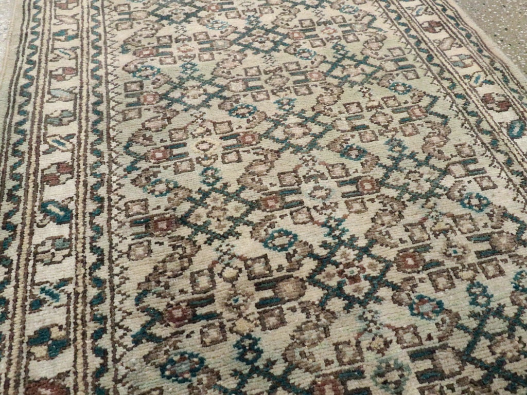 Vintage Persian Malayer Runner, No.22875 - Galerie Shabab