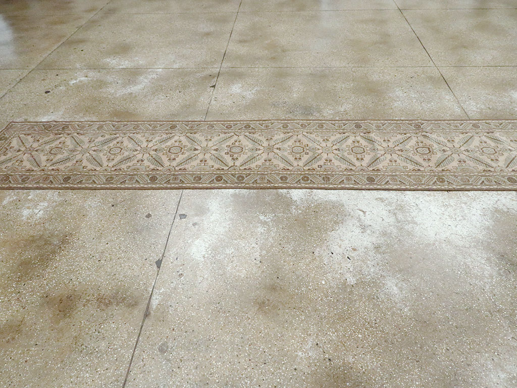 Vintage Persian Malayer Runner, No.22878 - Galerie Shabab