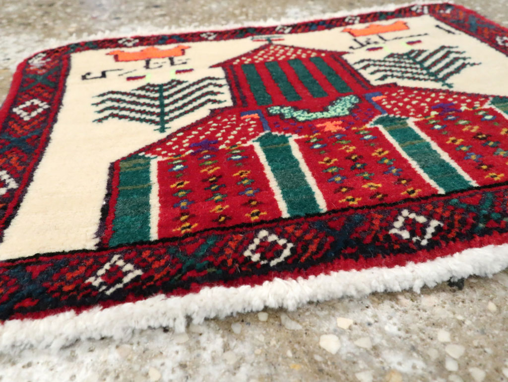 Vintage Persian Baluch Pictorial Rug, No.22881 - Galerie Shabab