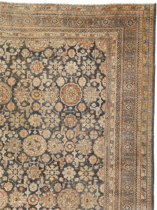 Antique Persian Tabriz Carpet, No.22888 - Galerie Shabab