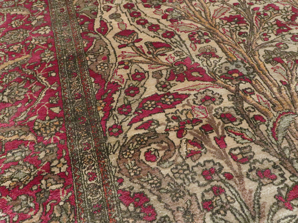Antique Persian Silk Kashan Rug, No.22900 - Galerie Shabab