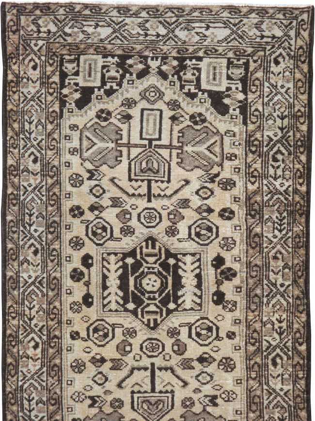 Vintage Persian Malayer Runner, No.22903 - Galerie Shabab