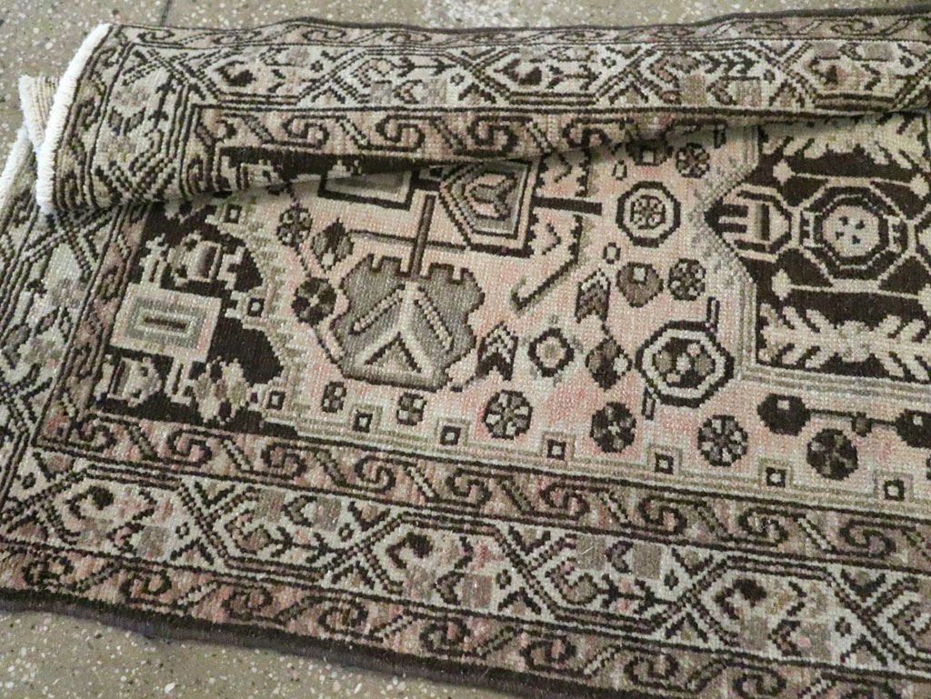 Vintage Persian Malayer Runner, No.22903 - Galerie Shabab