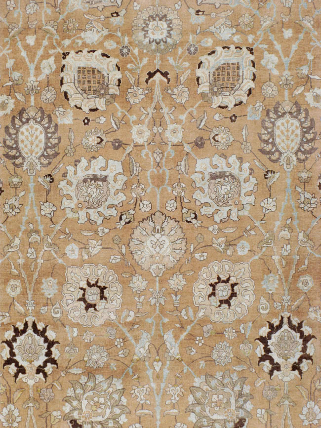 Antique Persian Tabriz Carpet, No.22919 - Galerie Shabab