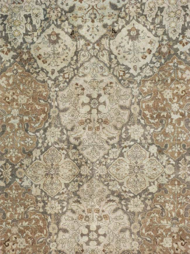 Antique Persian Tabriz Carpet, No.22920 - Galerie Shabab