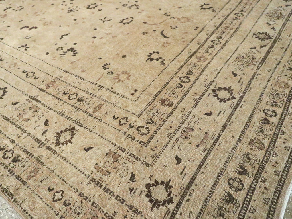 Antique Persian Mashad Carpet, No.22921 - Galerie Shabab