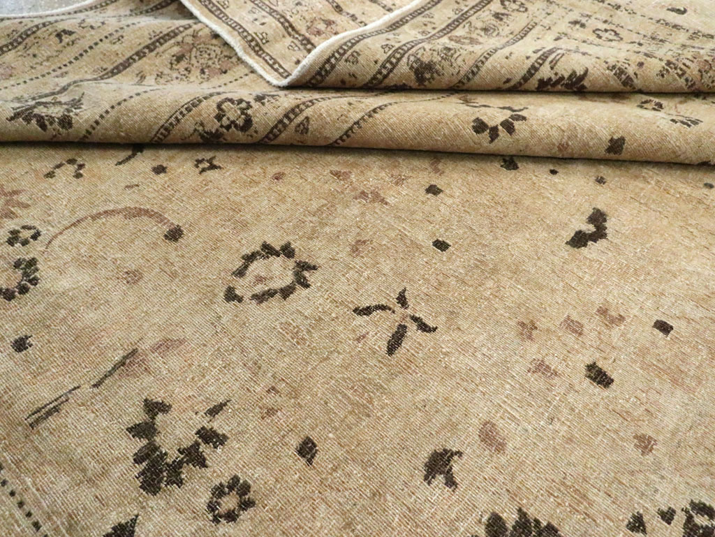 Antique Persian Mashad Carpet, No.22921 - Galerie Shabab