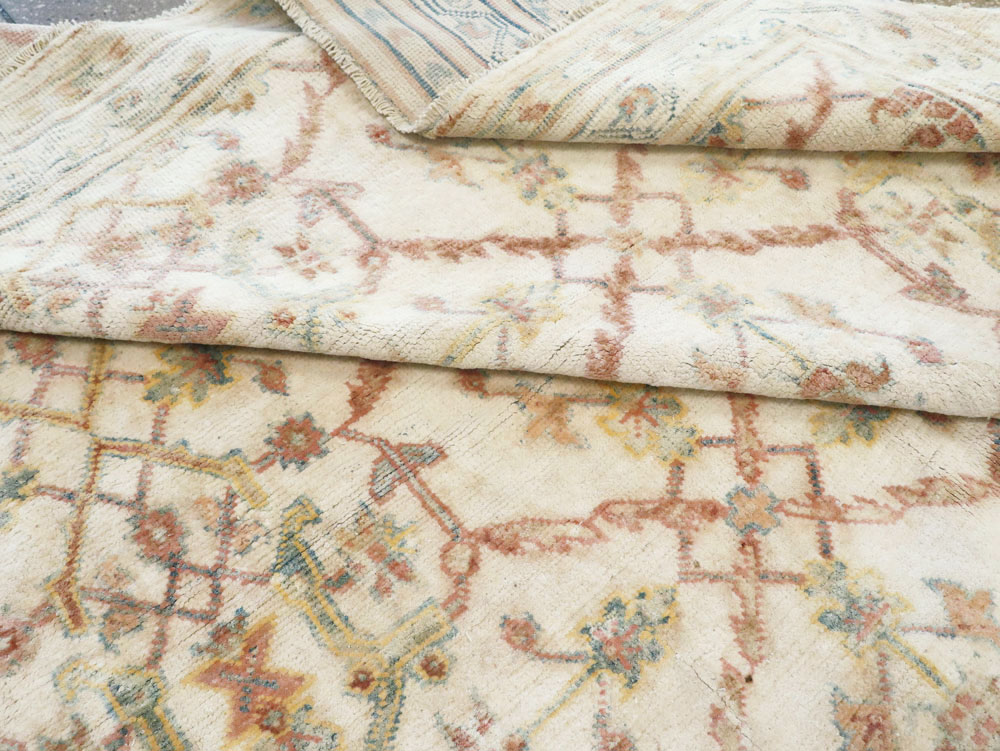 Vintage Indian Cotton Agra Carpet, No.22933 - Galerie Shabab