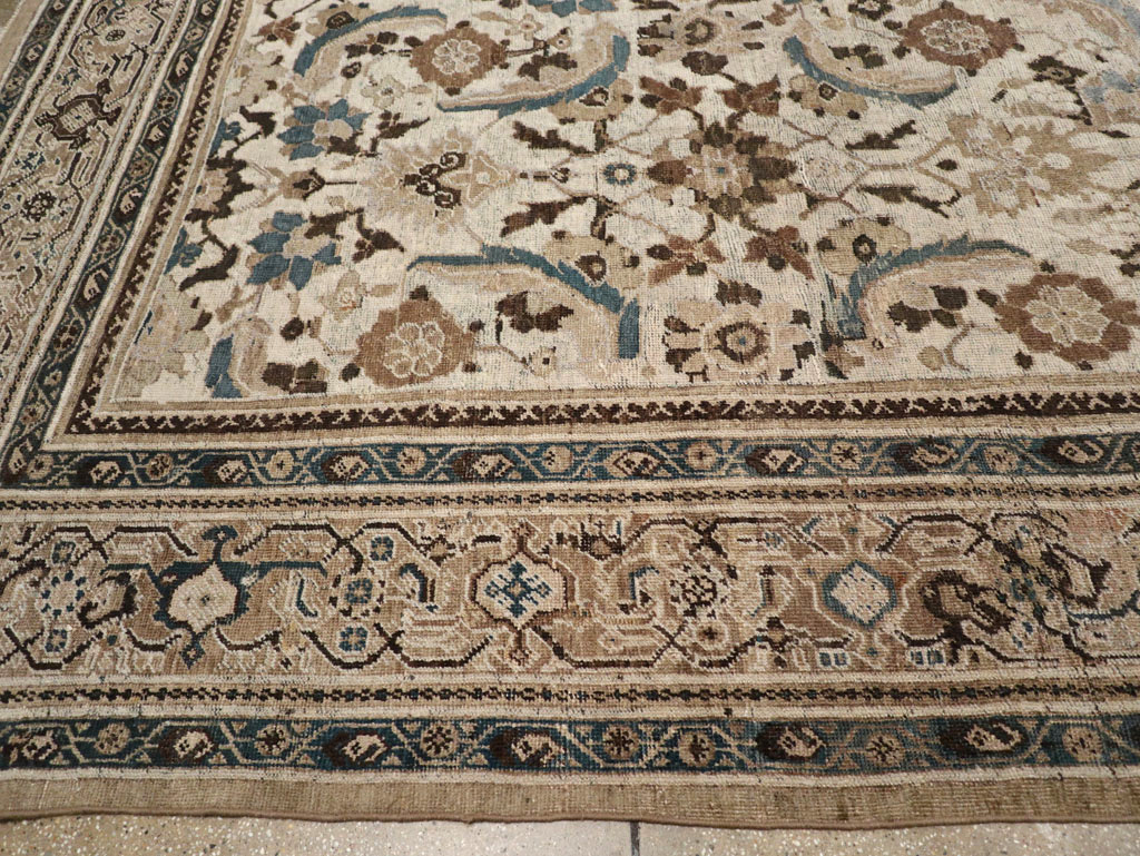 Antique Persian Mahal Carpet, No.22947 - Galerie Shabab