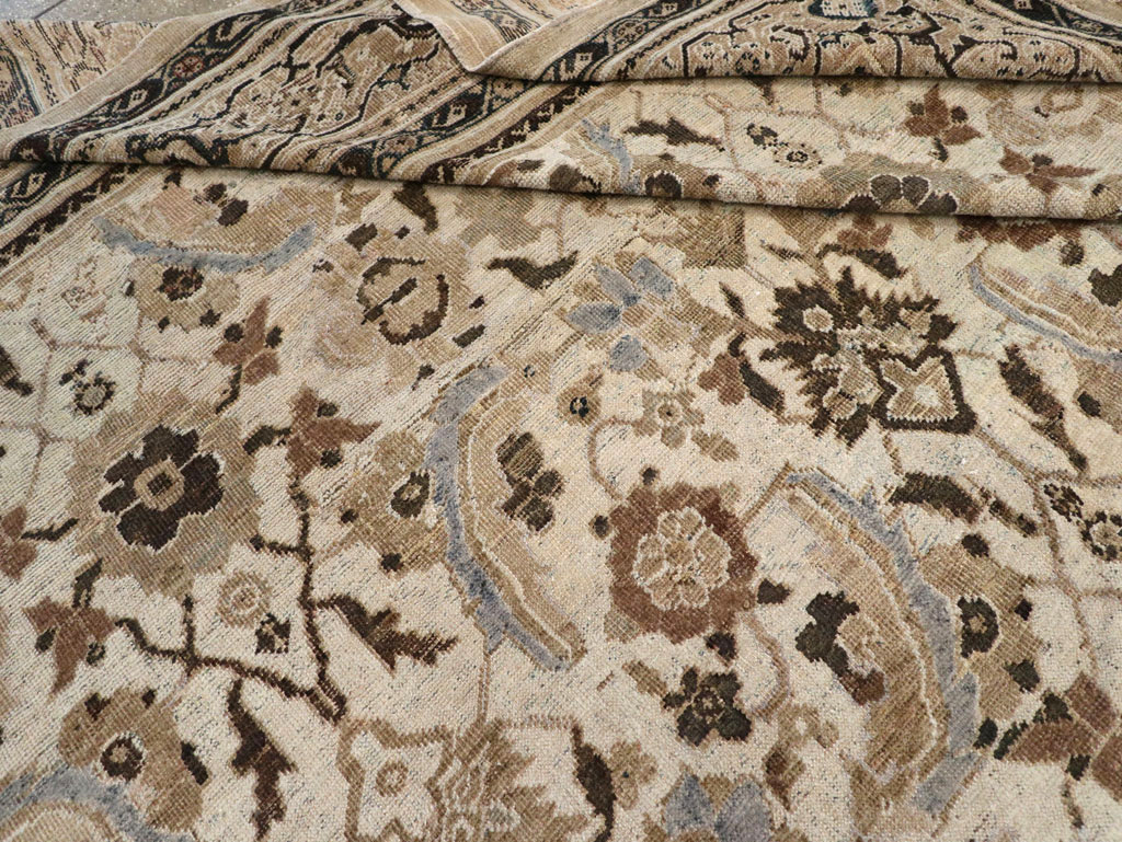 Antique Persian Mahal Carpet, No.22947 - Galerie Shabab