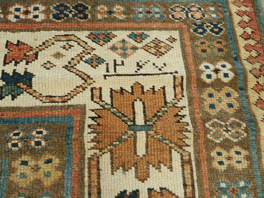 Antique Caucasian Shirvan Rug, No.22955 - Galerie Shabab