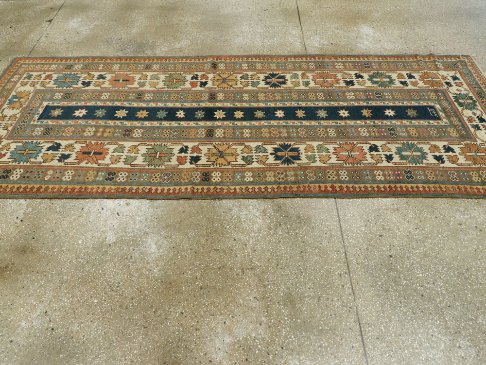 Antique Caucasian Shirvan Rug, No.22955 - Galerie Shabab