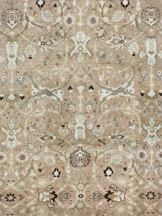 Antique Persian Tabriz Carpet, No.22960 - Galerie Shabab