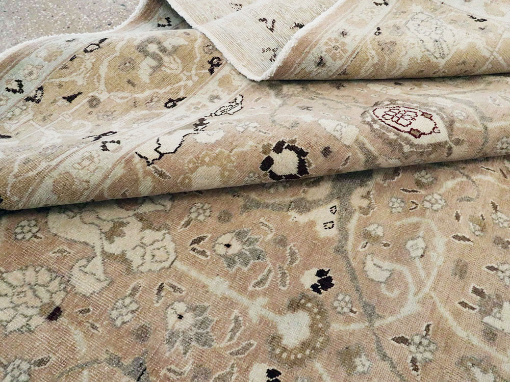 Antique Persian Tabriz Carpet, No.22960 - Galerie Shabab