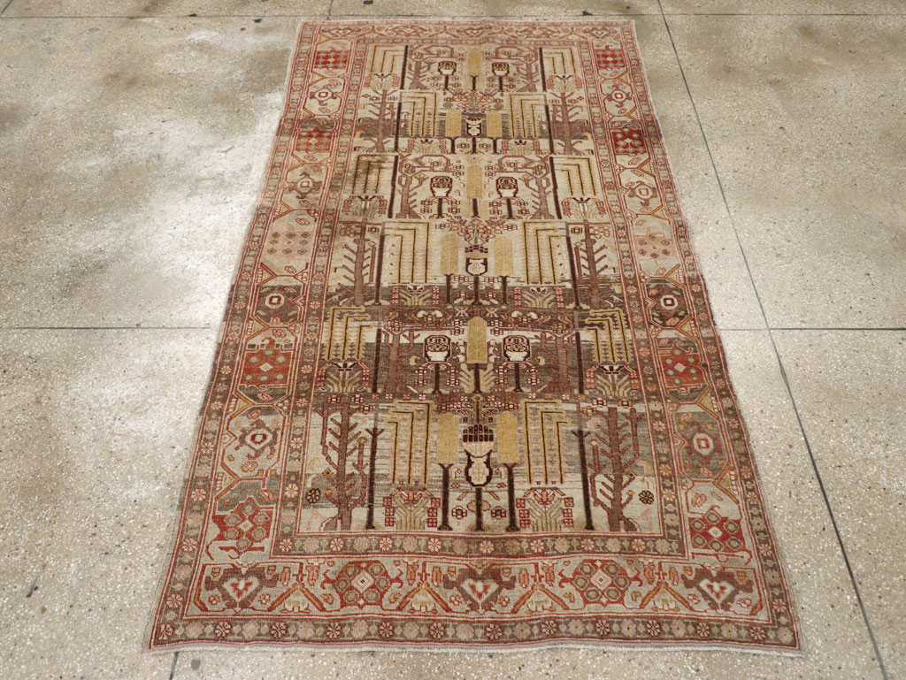 Antique Persian Bidjar Rug, No.22962 - Galerie Shabab
