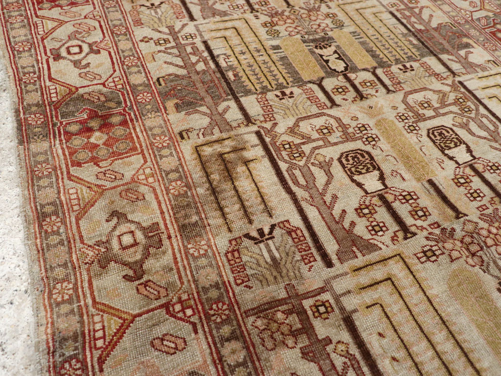 Antique Persian Bidjar Rug, No.22962 - Galerie Shabab