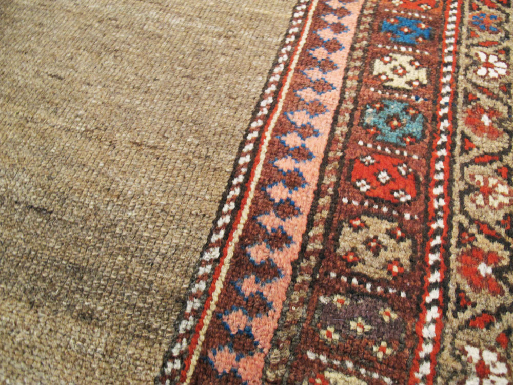Antique Persian Kurdish Rug, No.22970 - Galerie Shabab