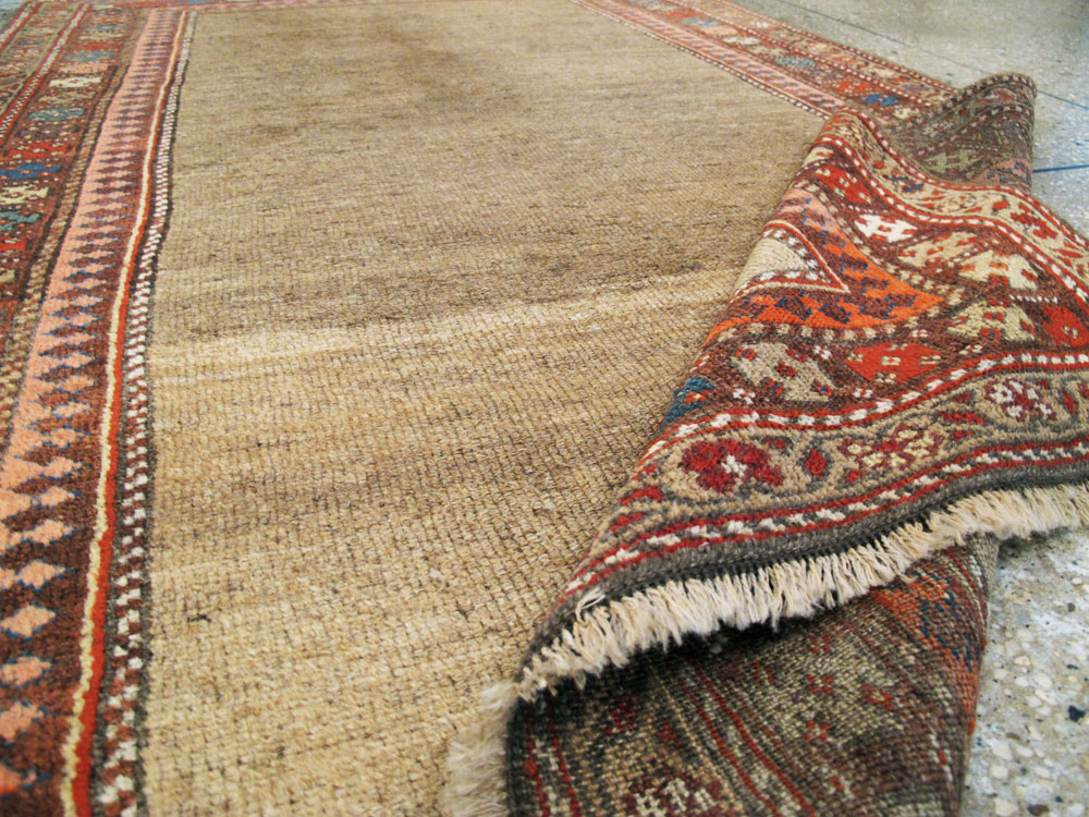 Antique Persian Kurdish Rug, No.22970 - Galerie Shabab