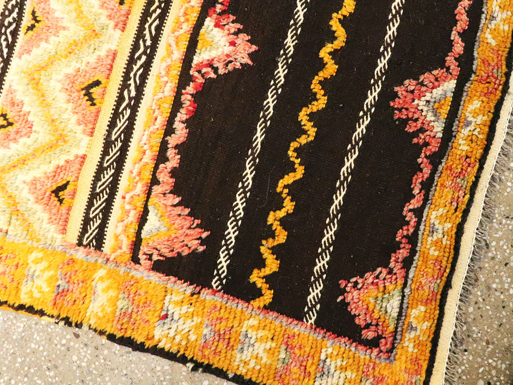 Vintage Moroccan Rug, No.22974 - Galerie Shabab
