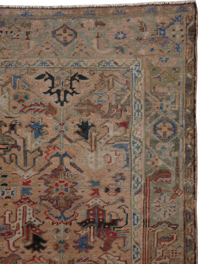 Antique Heriz Square Carpet, No.22978 - Galerie Shabab