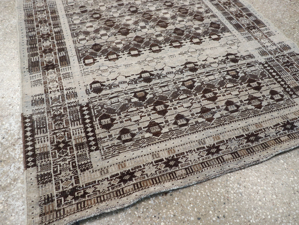Antique Persian Baluch Rug, No.22981 - Galerie Shabab