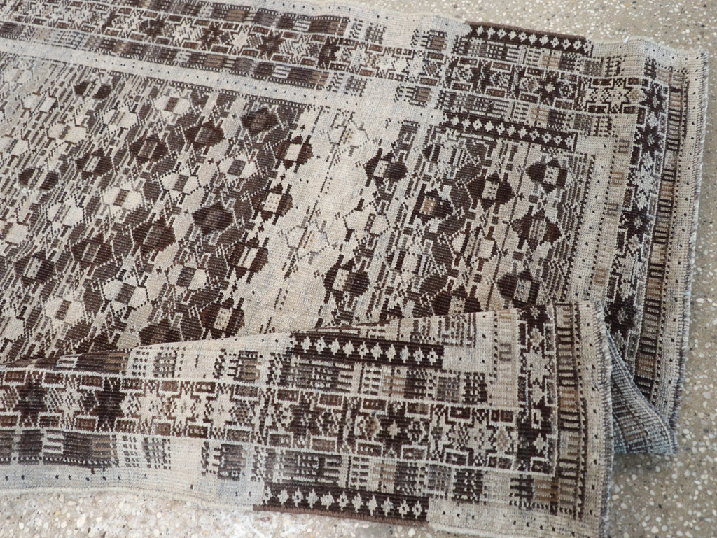 Antique Persian Baluch Rug, No.22981 - Galerie Shabab