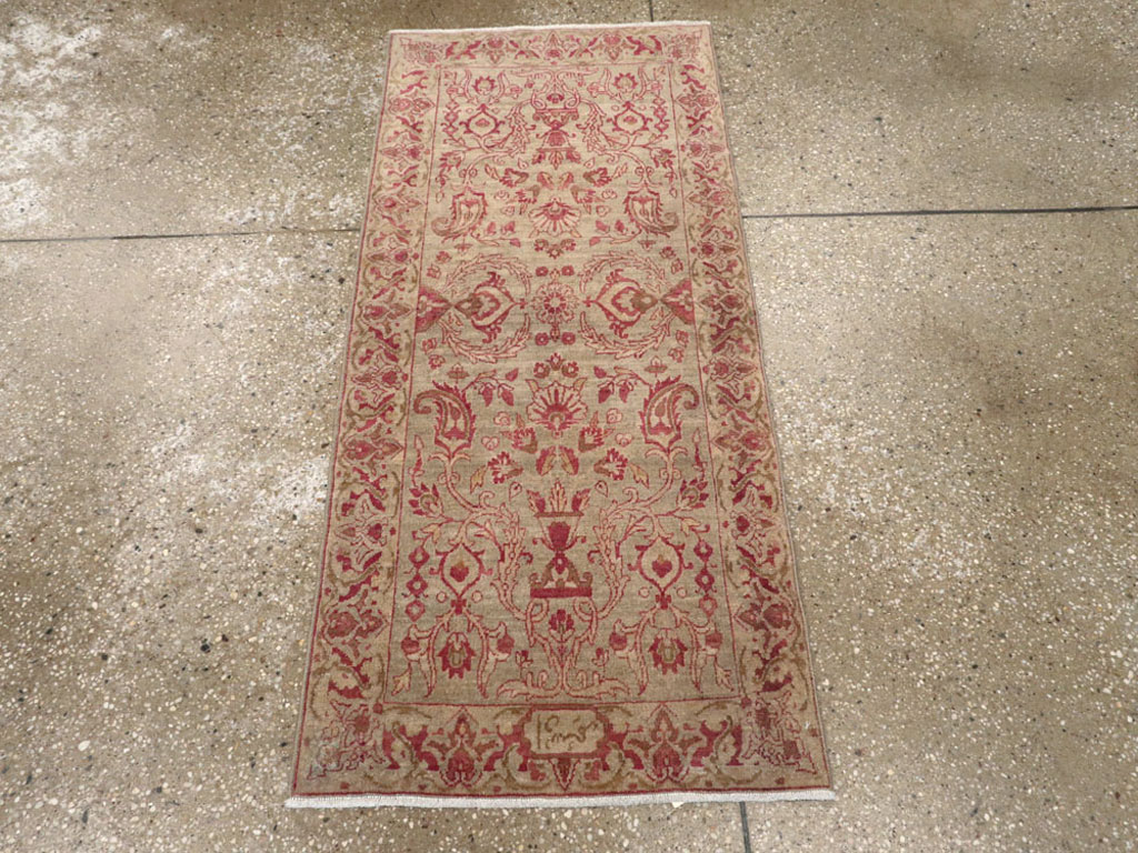 Antique Persian Lavar Kerman Rug, No.23000 - Galerie Shabab