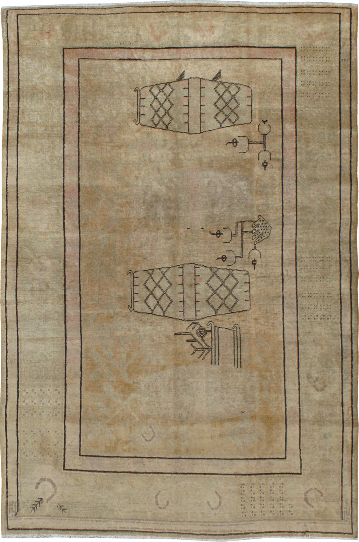 Antique Khotan Carpet, No.23010 - Galerie Shabab