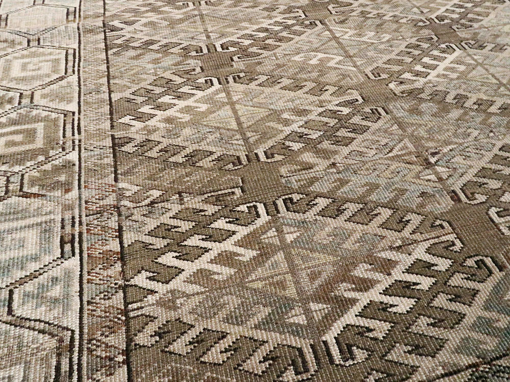 Antique Persian Turkoman Rug, No.23019 - Galerie Shabab