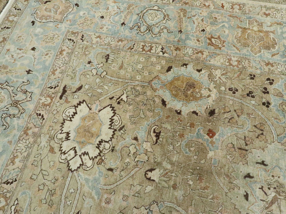 Antique Persian Tabriz Carpet, No.23023 - Galerie Shabab