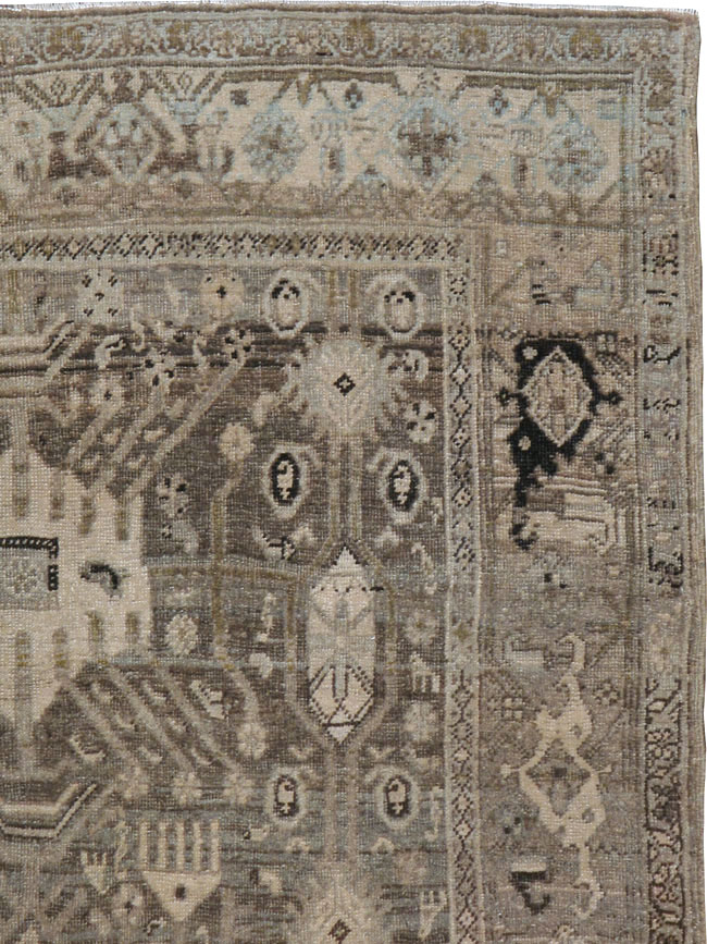 Antique Persian Bidjar Rug, No.23032 - Galerie Shabab