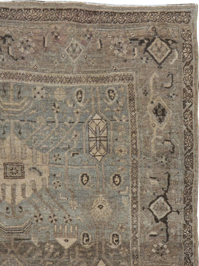 Antique Persian Bidjar Rug, No.23032 - Galerie Shabab