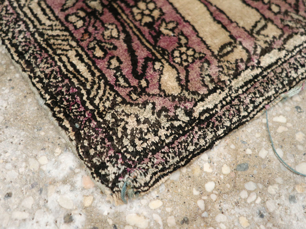 Antique Persian Kashan Pictorial Rug, No.23035 - Galerie Shabab