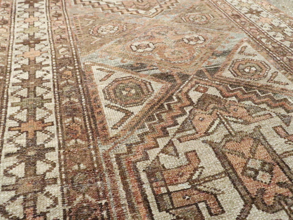 Vintage Persian Malayer Runner, No.23037 - Galerie Shabab